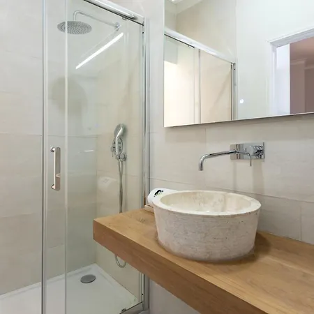 Bmyguest - Santa Catarina Downtown Apartment *